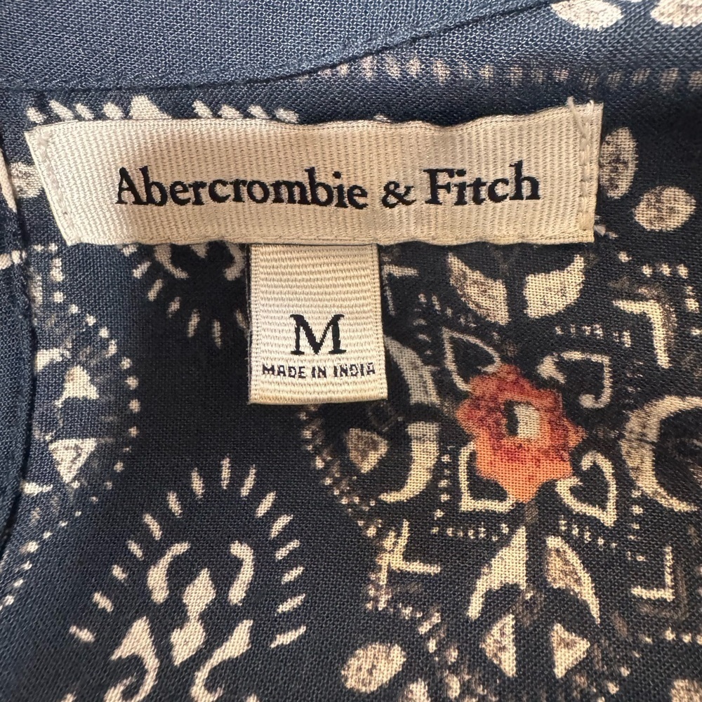 Abercrombie & Fitch Navy Long Sleeve Floral Romper size medium - Picture 8 of 10